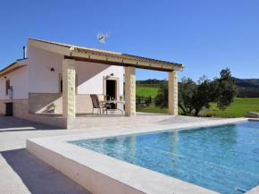Attractive and nice holiday home with private swimming pool in a beautiful area, Villanueva De La Concepcion